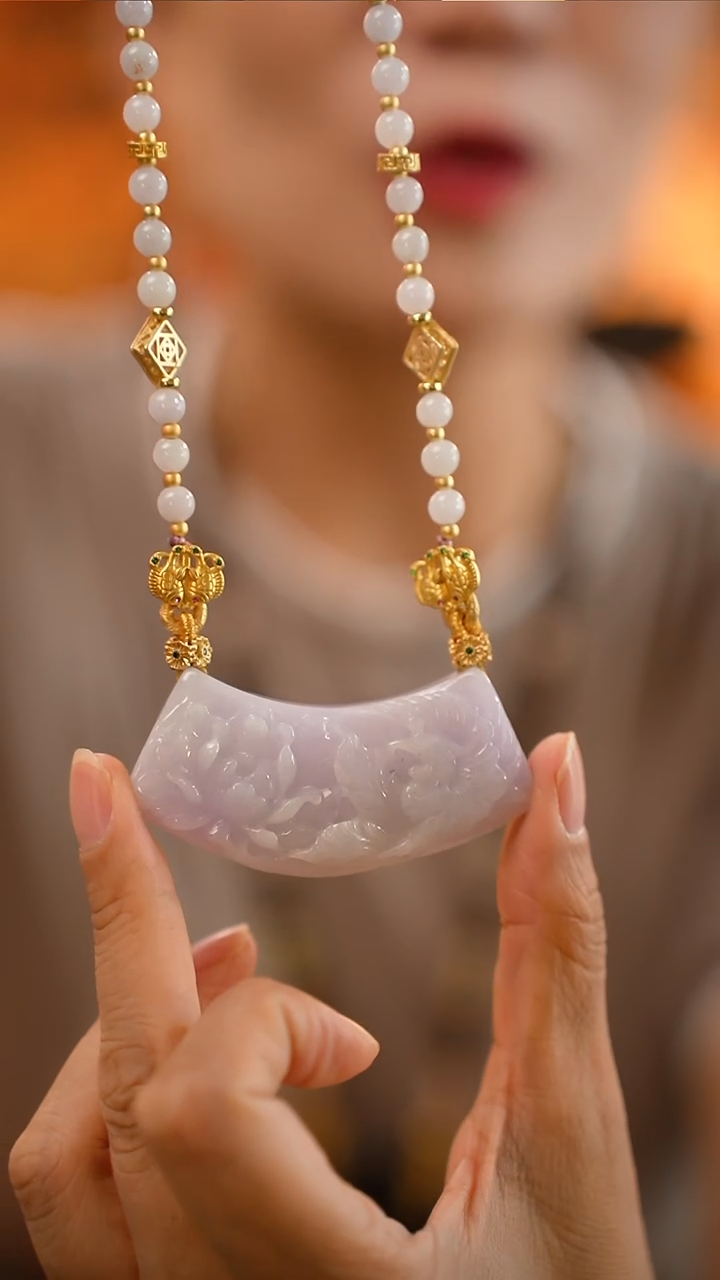 翡翠未镶嵌颈饰24小时内发货质保A货