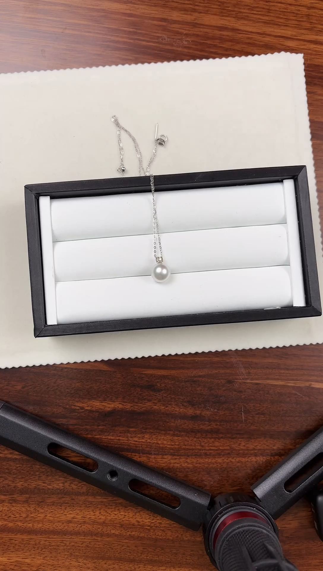 吊坠(赠链)18K金镶嵌海水珍珠18k金扣头海水澳白珍珠吊坠10-11mmm