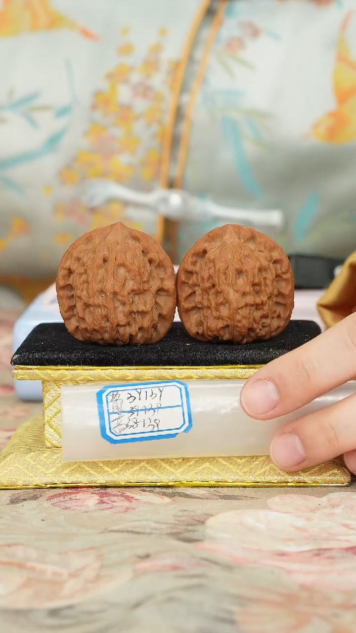【闪购商品】文玩核桃把件非嫁接北京