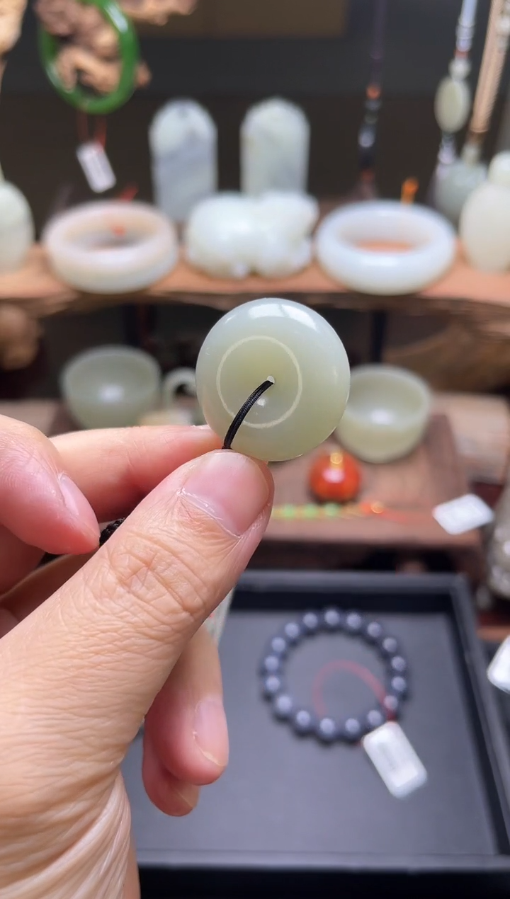 【闪购商品】和田玉吊坠未镶嵌且末青白 平安扣 9001488