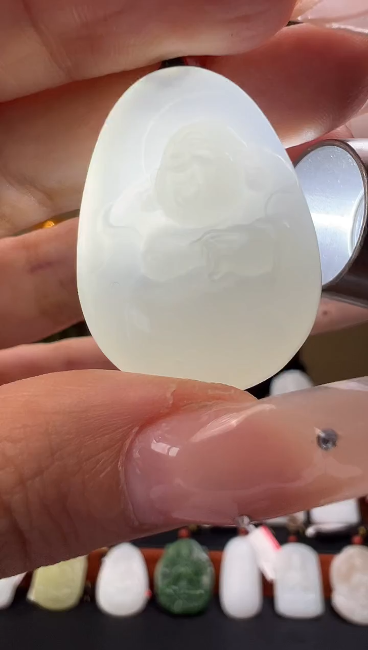 颈饰未镶嵌和田玉750