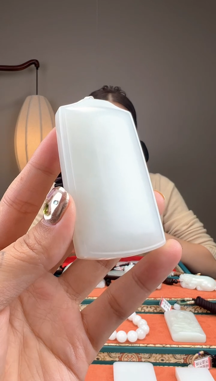 【闪购商品】和田玉颈饰未镶嵌1