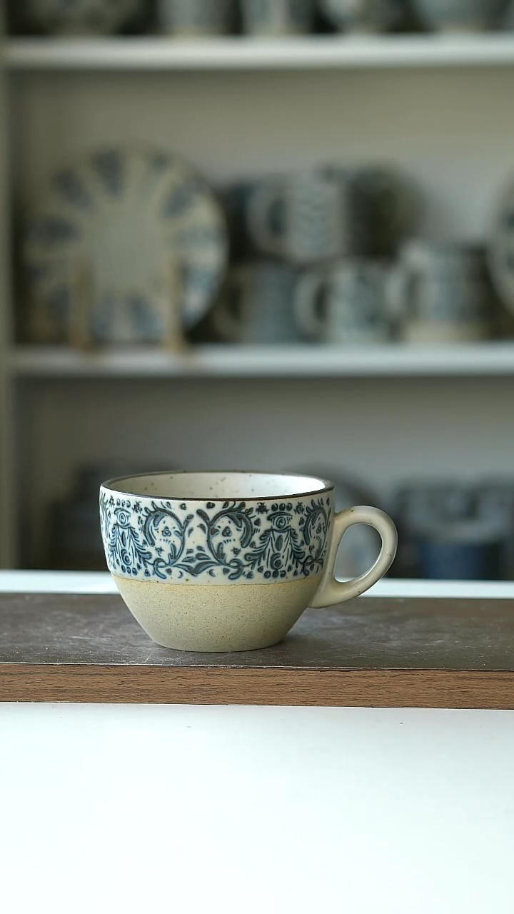 【闪购商品】陶瓷粗陶手绘鸢尾咖啡杯240ml@4-2@