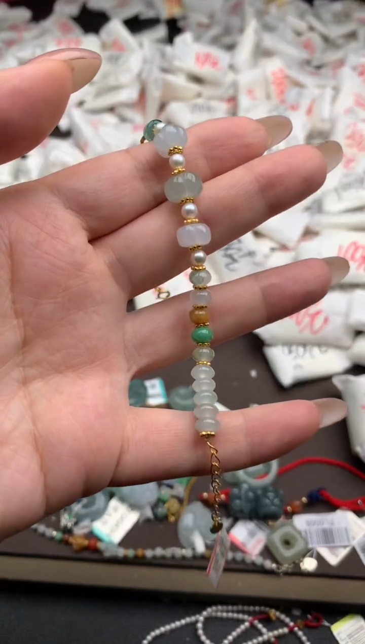 【闪购商品】翡翠手绳未镶嵌一