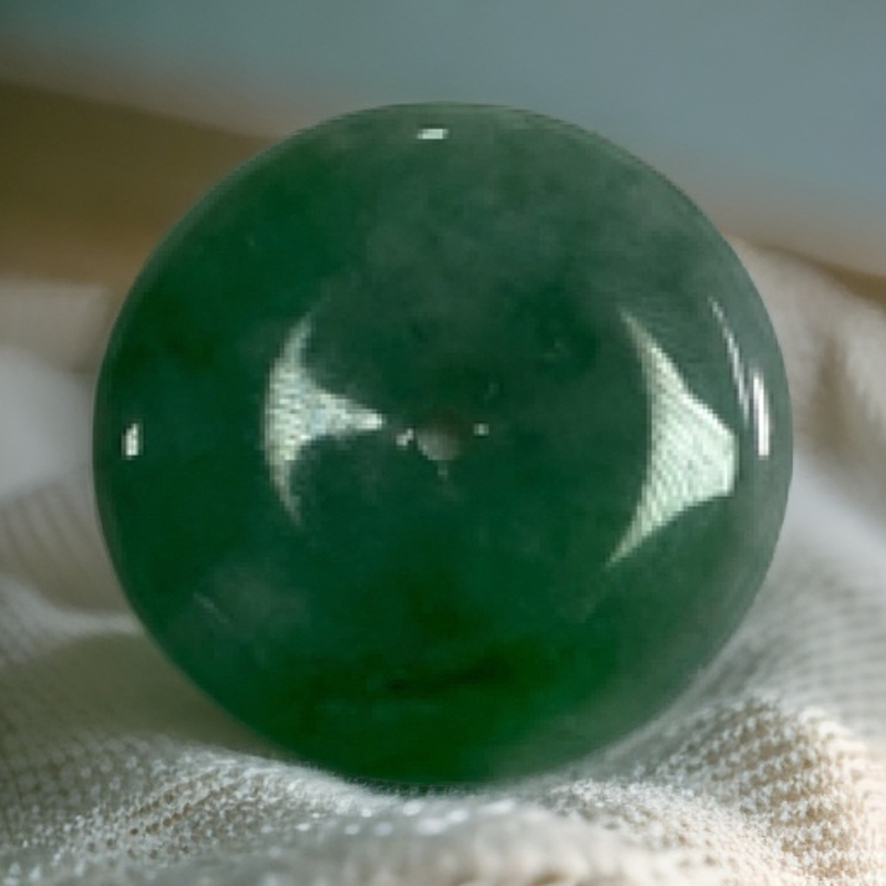 玉如军意翡翠珠宝