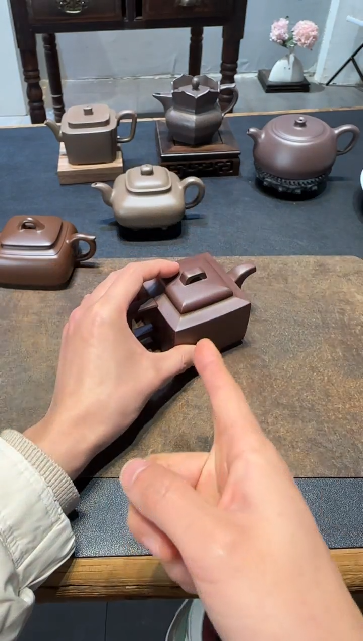 茶壶紫砂i**w亚明四方紫砂壶