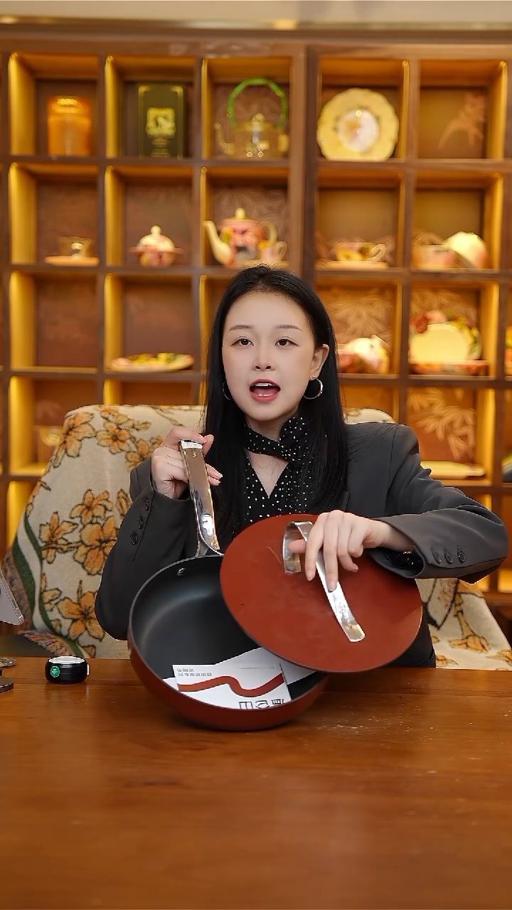 陶31-温仑山自由丝带系列不粘煎锅26cm-红色