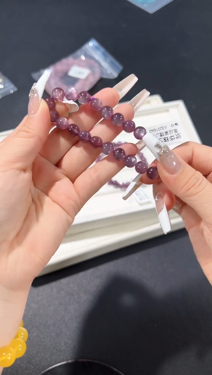 无无88d多样性发其一【1条】默认微瑕