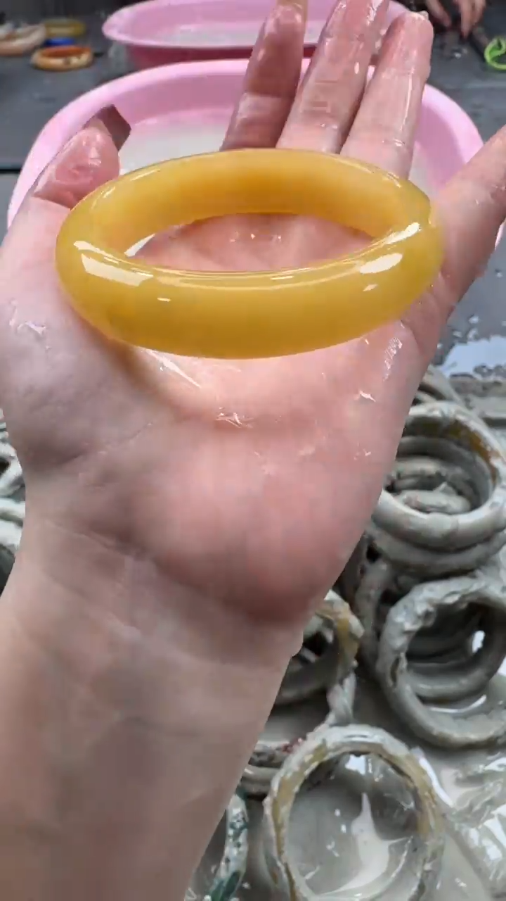 未镶嵌手镯石英质玉6