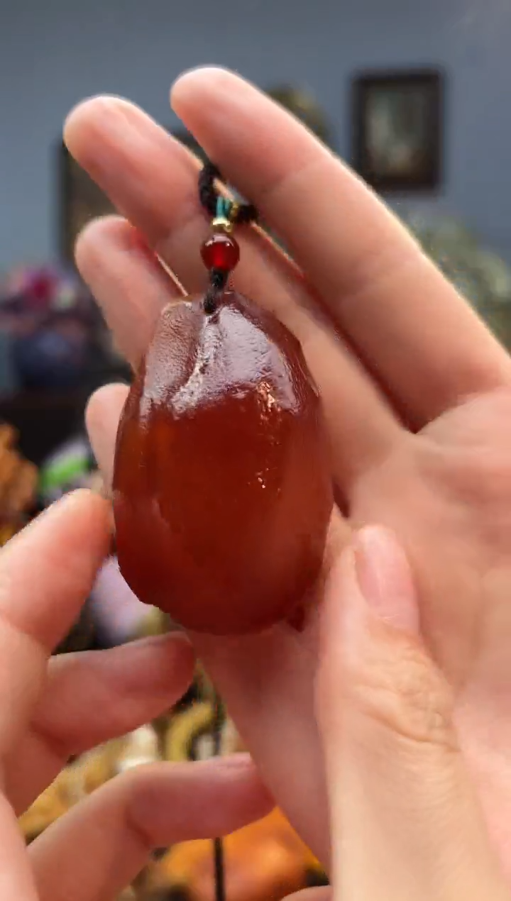 琥珀颈饰未镶嵌吊坠