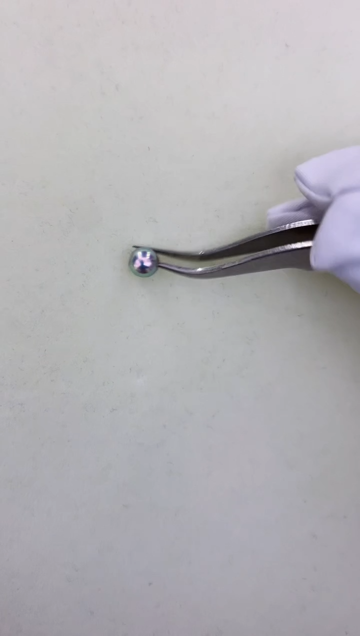 18K金镶嵌海水珍珠DA 路路通吊坠 GD065 7-8