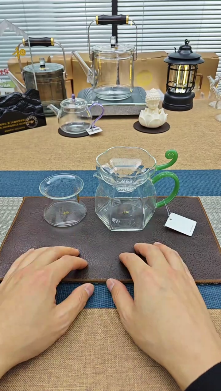 【闪购商品】禾器棱然茶海加予乐茶漏翡翠玉金标