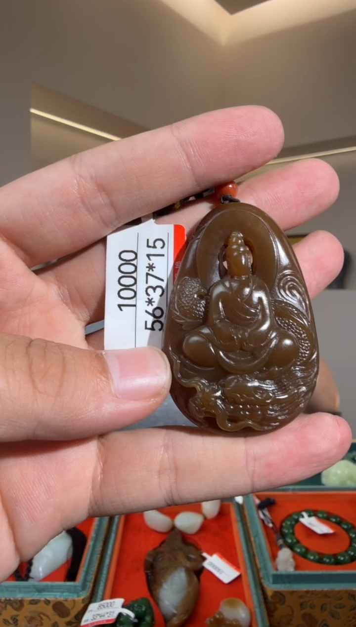 和田玉未镶嵌颈饰1