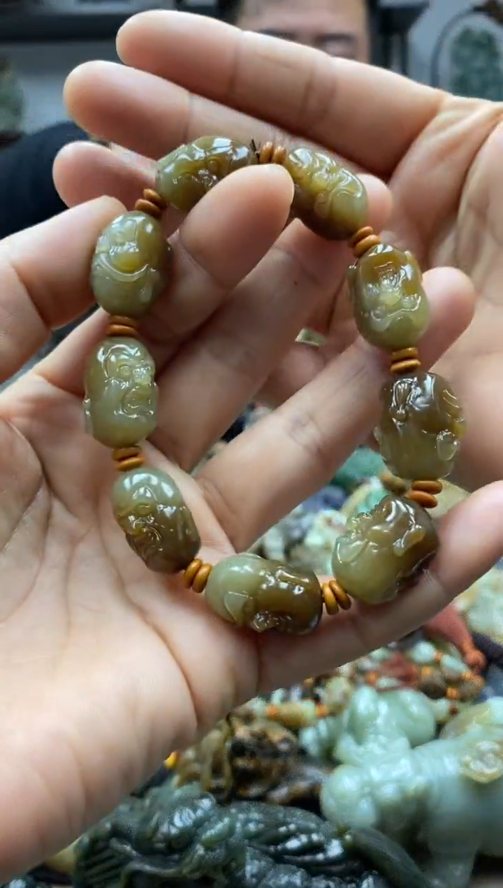 【闪购商品】未镶嵌和田玉手串1