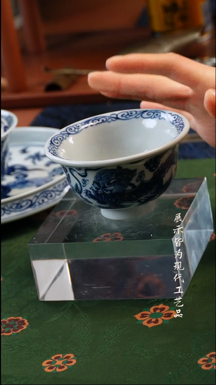 摆件陶柚野福利狮子压手