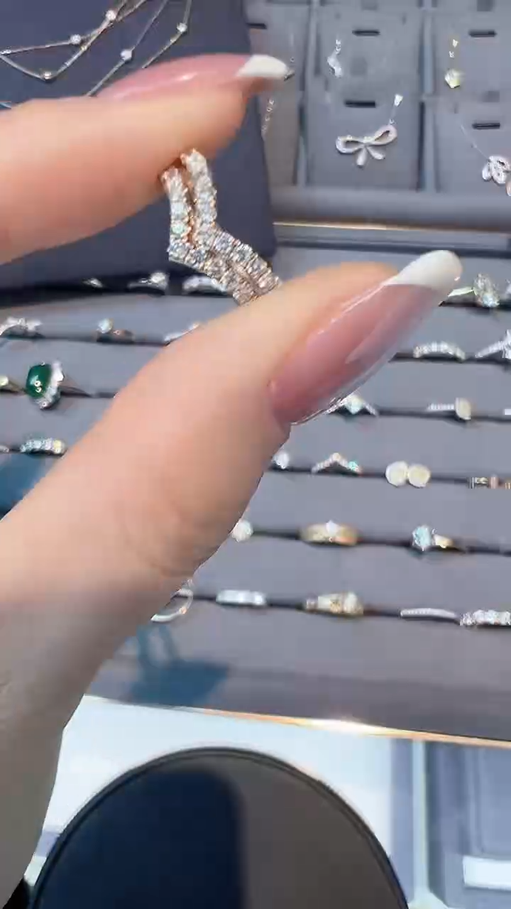 【闪购商品】钻石/18K金镶嵌多样性发一