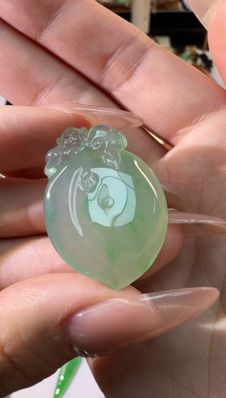 【闪购商品】翡翠颈饰未镶嵌缅甸翡翠A货吊坠