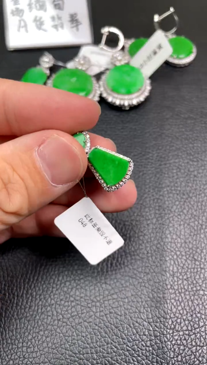 【闪购商品】翡翠吊坠(不含链)银S925镶嵌吊坠