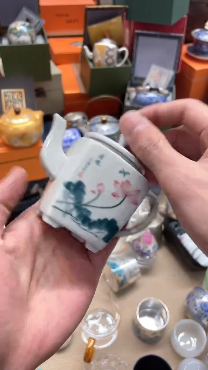 【闪购商品】@@@@@@@@@@@荷花四方壶