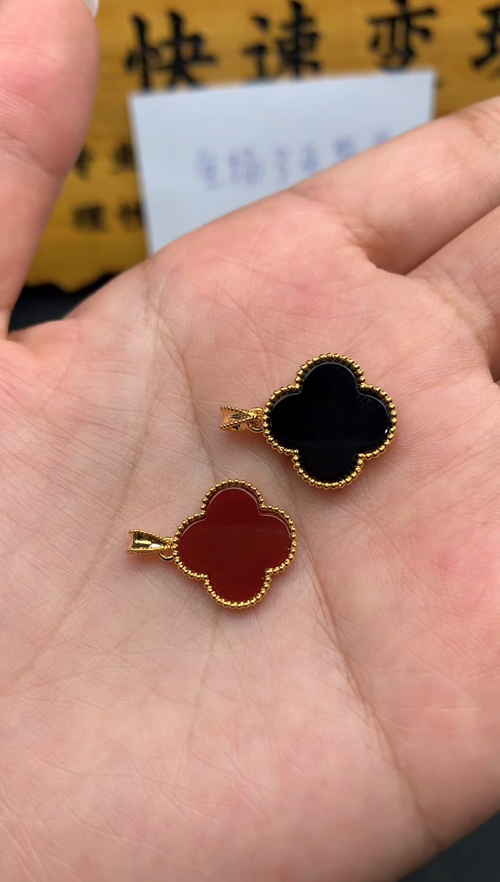 【闪购商品】翡翠颈饰18K金镶嵌四叶草