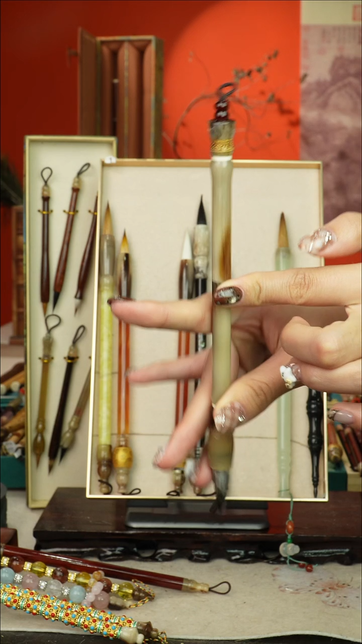 111号闪孤品高货毛笔链接 清水试笔 蘸墨不退