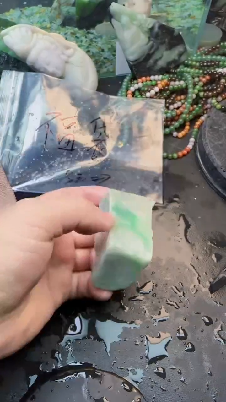 【闪购商品】翡翠颈饰未镶嵌098天然翡翠