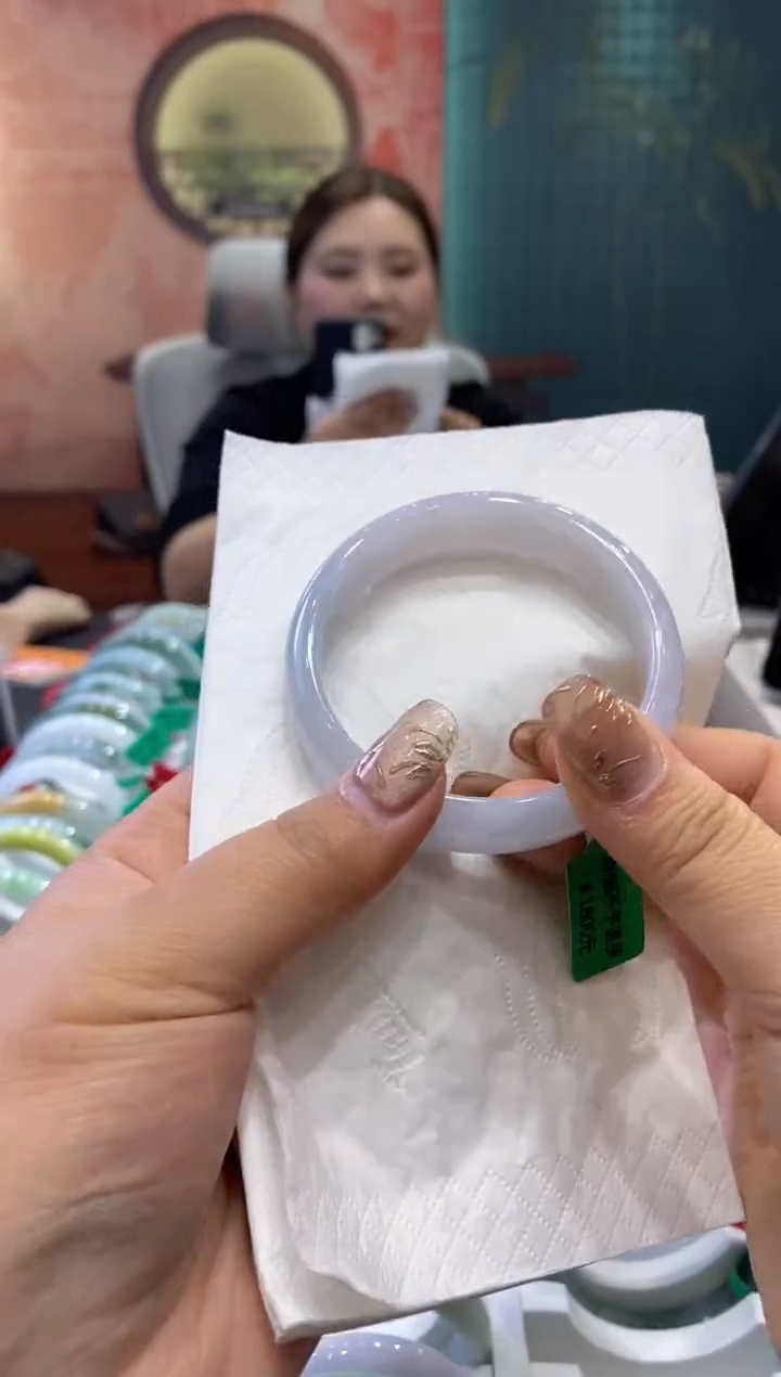 【闪购商品】翡翠手镯未镶嵌多人0011029