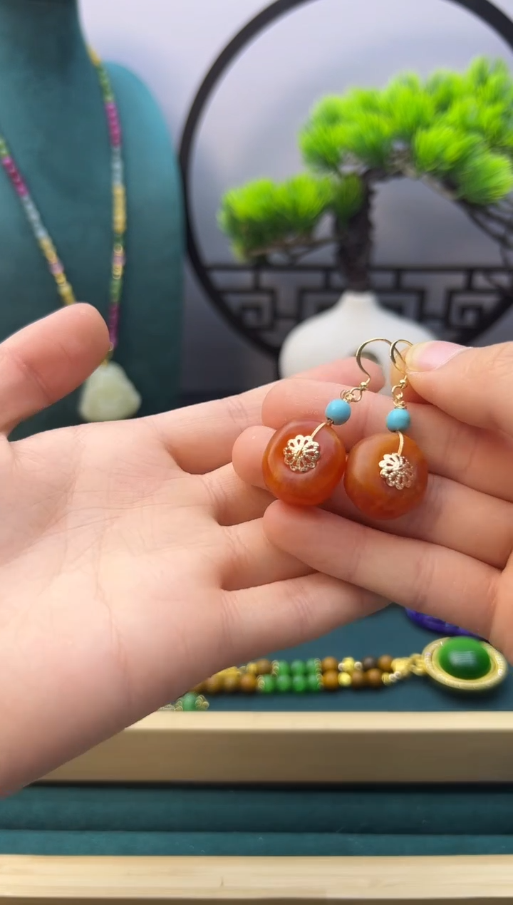 【闪购商品】蜜蜡耳饰14K金镶嵌E137            