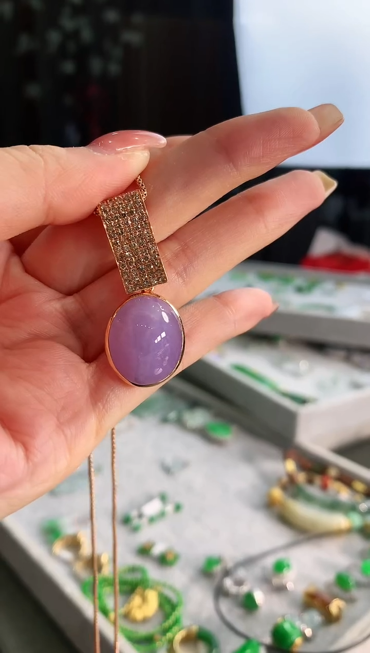 【闪购商品】翡翠吊坠(不含链)18K金镶嵌吊坠