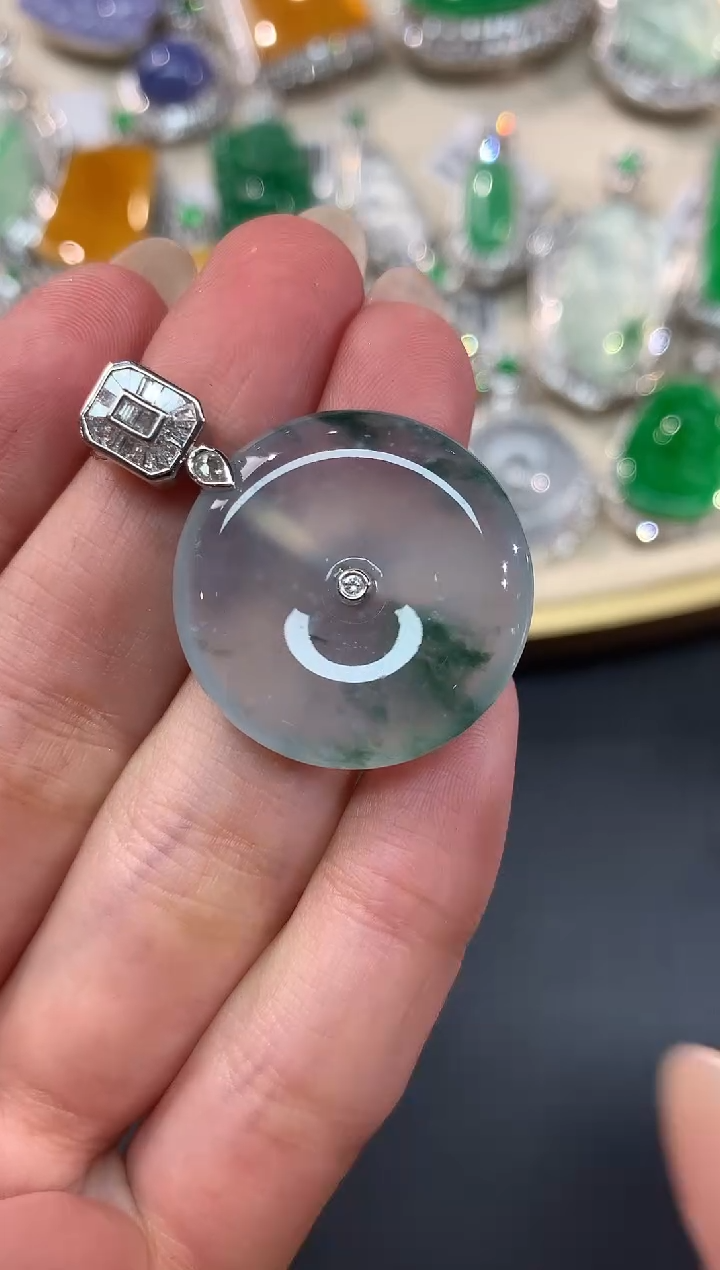 【闪购商品】翡翠吊坠(不含链)18K金镶嵌吊坠A218|15000