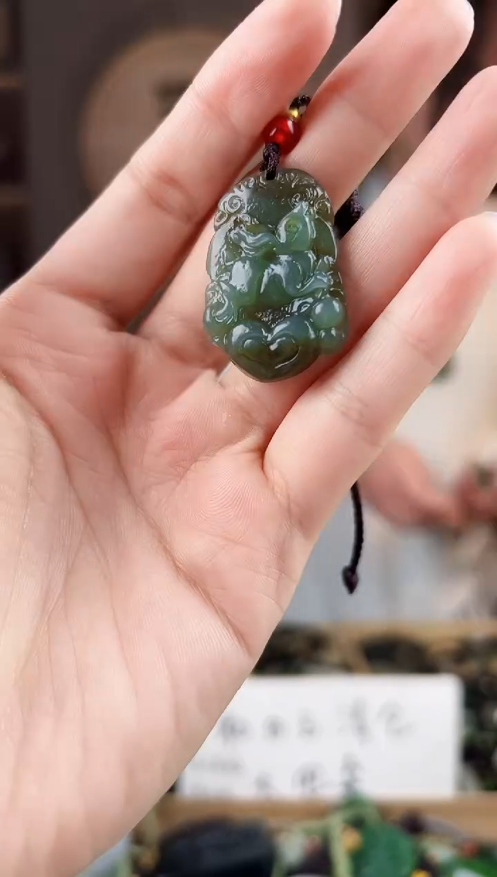 颈饰未镶嵌和田玉拍一发一，多样性发货