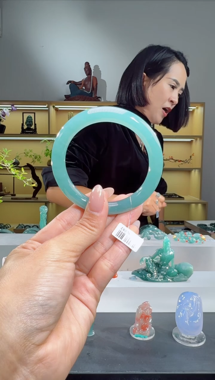 未镶嵌手镯翡翠54圈