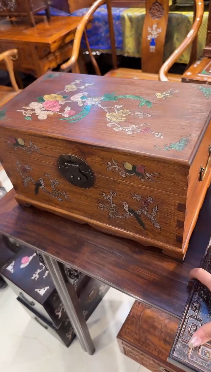 【闪购商品】木木艺40长尾鸟底座翻盖箱398.8888