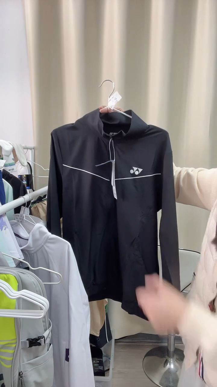 全新正品 渐变黑色外套3XL