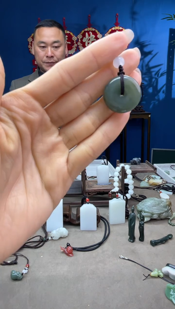 【闪购商品】和田玉未镶嵌颈饰1