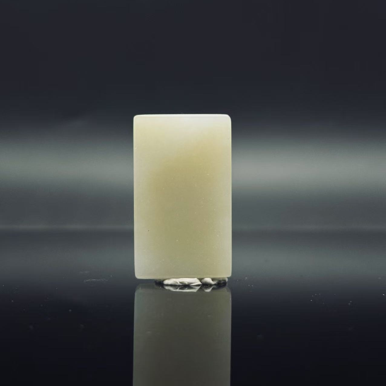 和田玉无事牌吊坠 5182