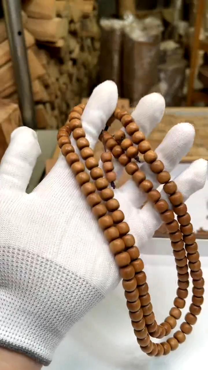 【闪购商品】檀香木其他四剖料8x9/108颗黑肉