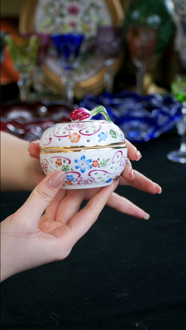 其他米多家中古器物 如图所示 136