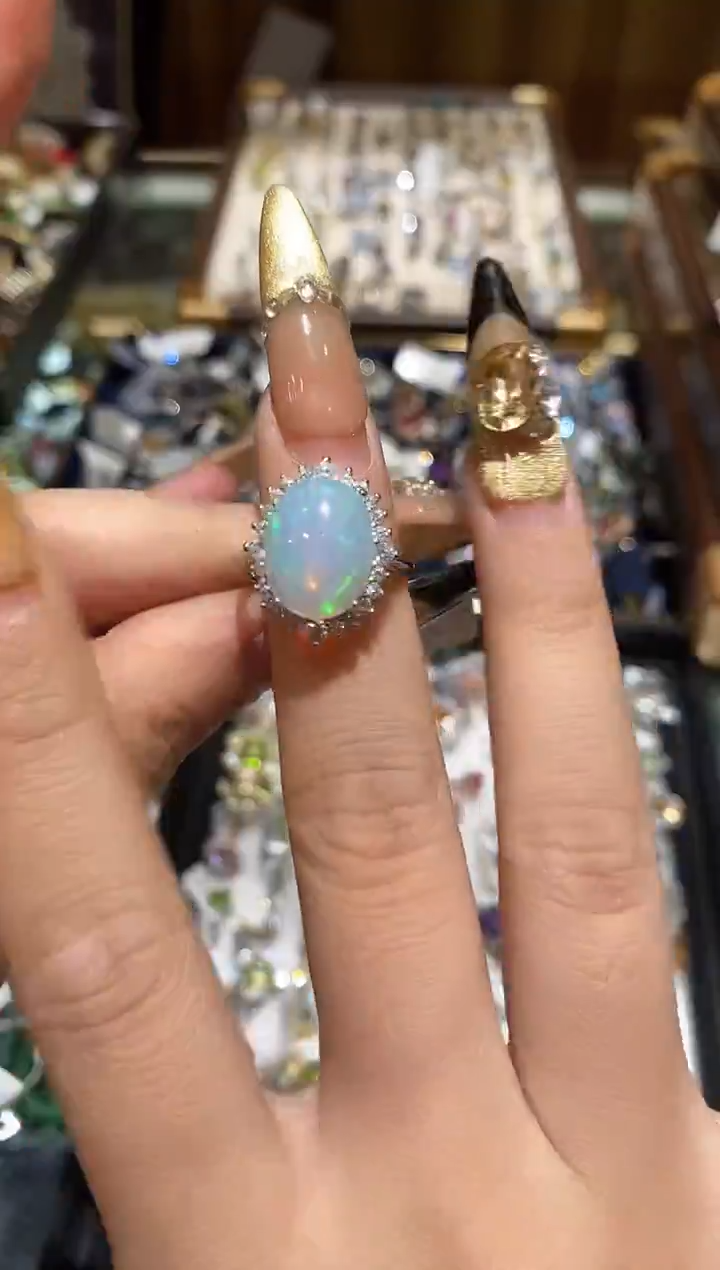 银S925镶嵌欧泊戒指楚楚珠宝中古甄选不退换