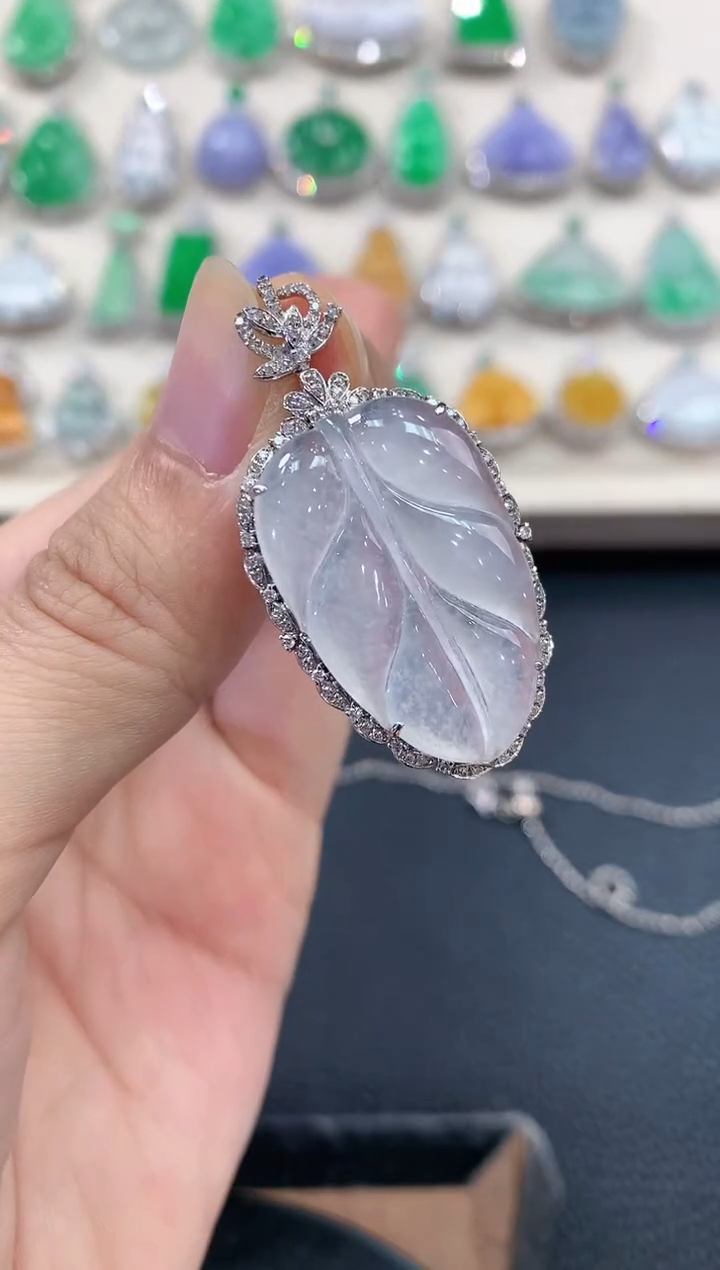 【闪购商品】翡翠吊坠(不含链)18K金镶嵌B89  