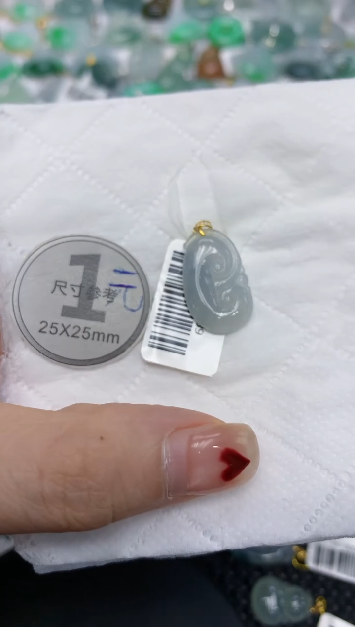 翡翠18K金镶嵌颈饰11111111