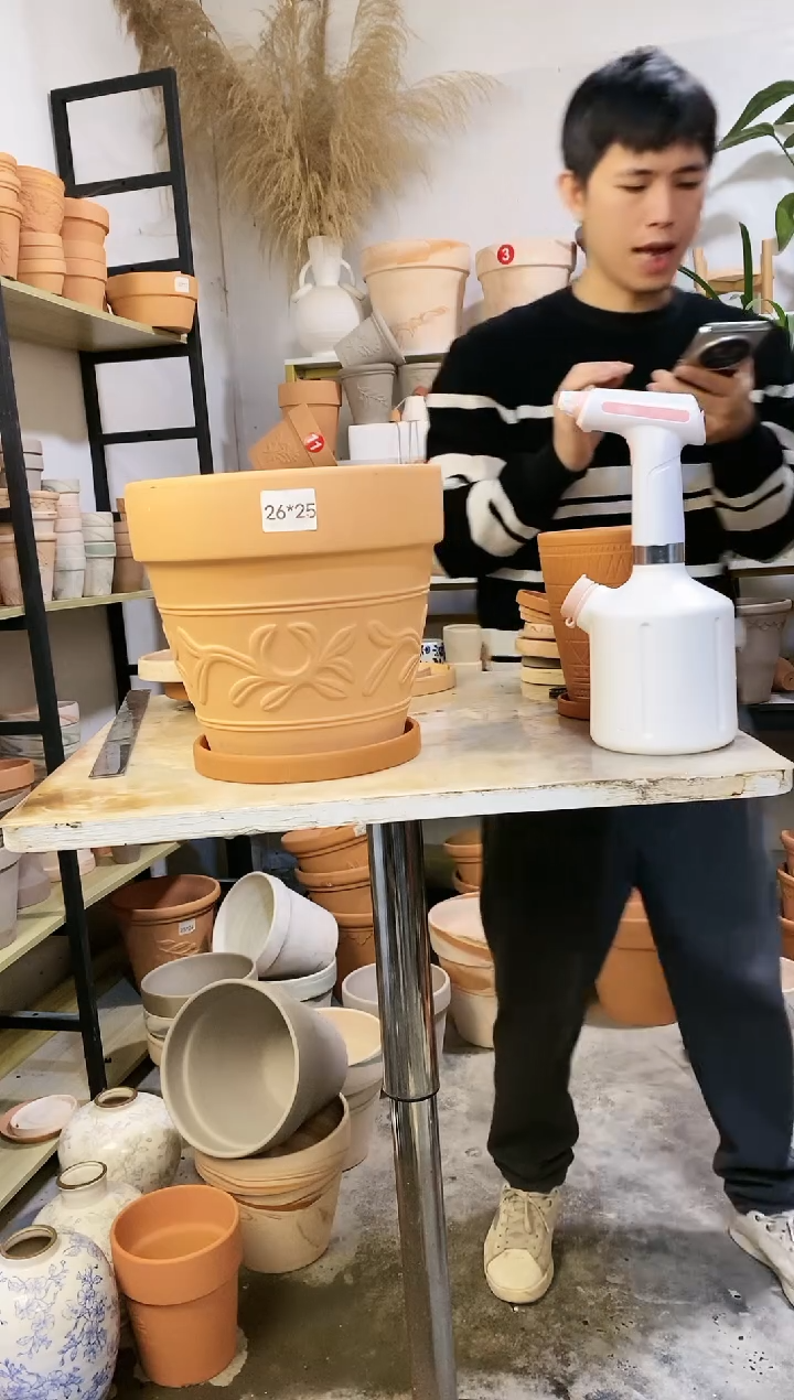 【闪购商品】陶26*25红陶藤纹 1盆1托