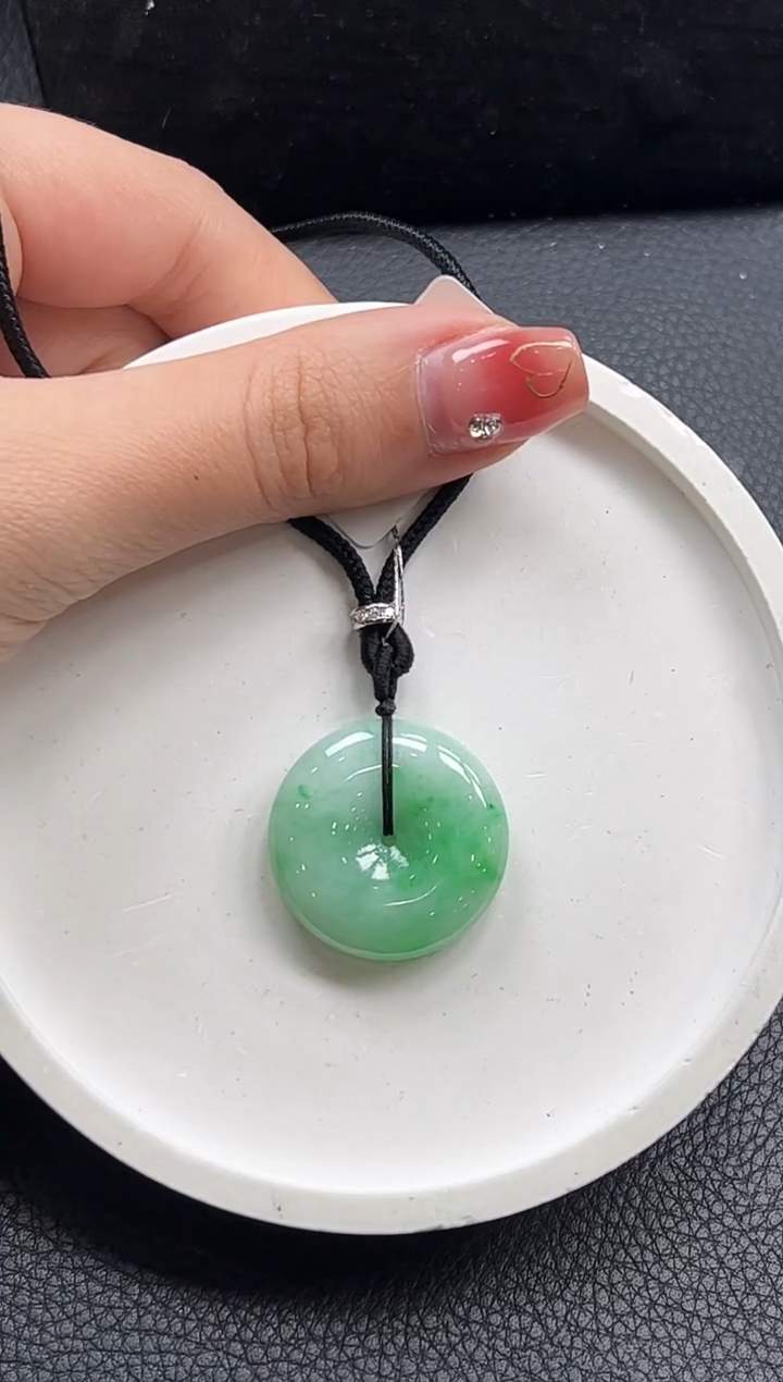 【闪购商品】翡翠颈饰未镶嵌YM911-4平安扣