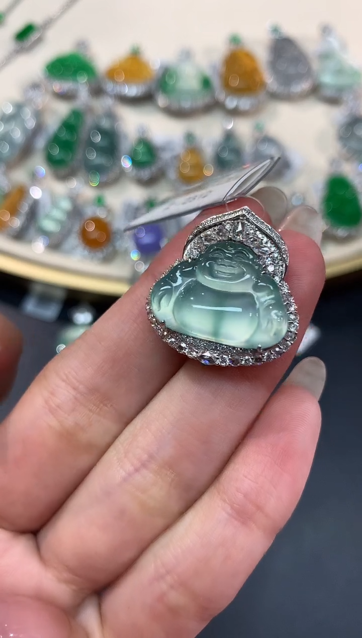 【闪购商品】翡翠吊坠(不含链)18K金镶嵌A71|29800