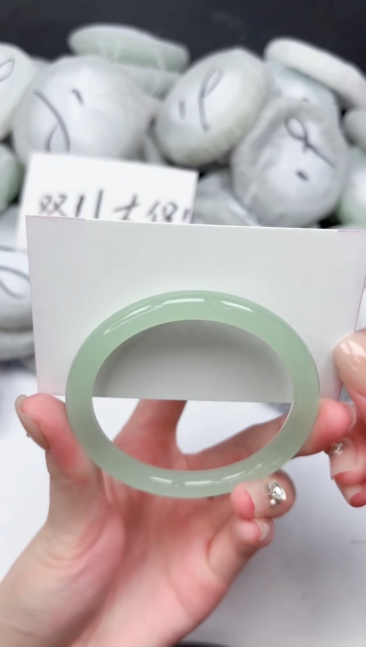 未镶嵌手镯石英质玉200-60.2