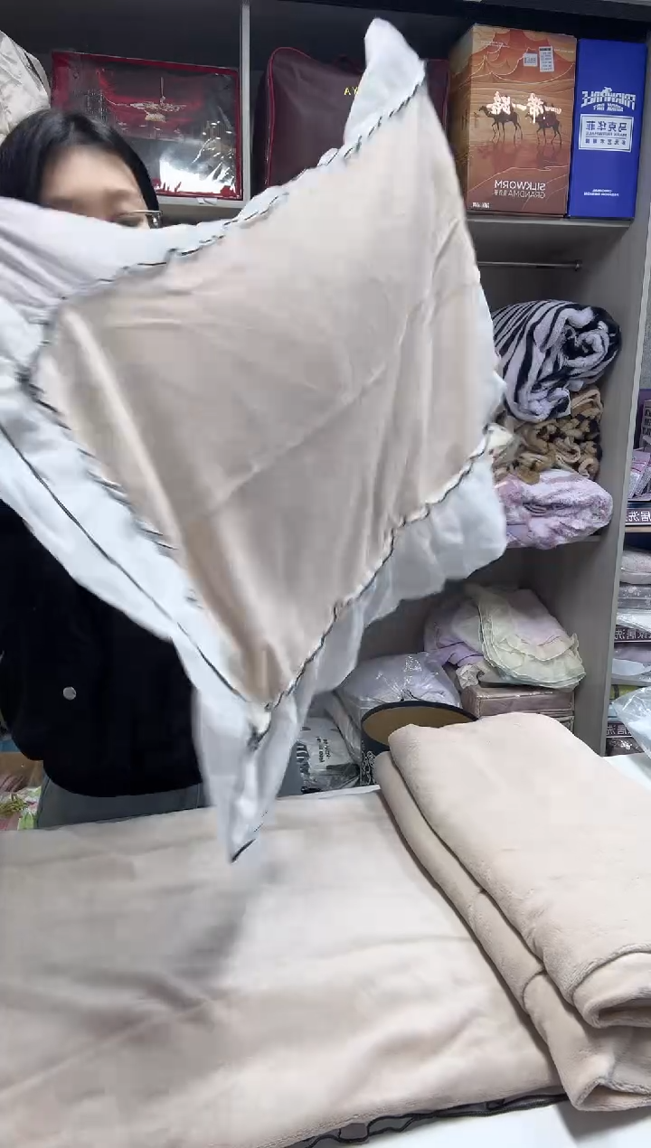 羊羔毛150*200cm法式绒三件套咖色