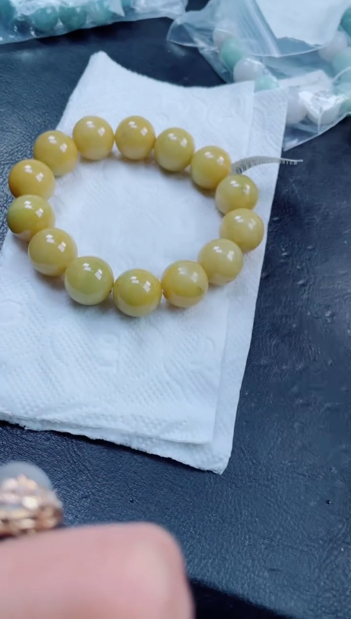 定制翡翠未镶嵌珠串多样性发货