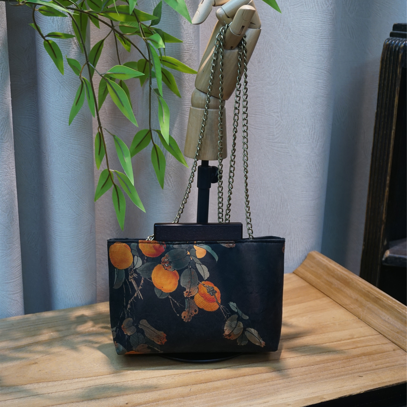 复古蚕丝红云纱柿柿如意木夹手机包斜挎包手工包包旗袍搭配