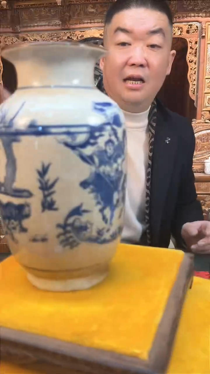 【闪购商品】瓷片36F现代工艺品一个