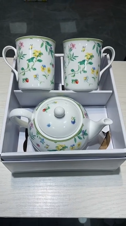 瓷片生活的本意是开心啊@@1